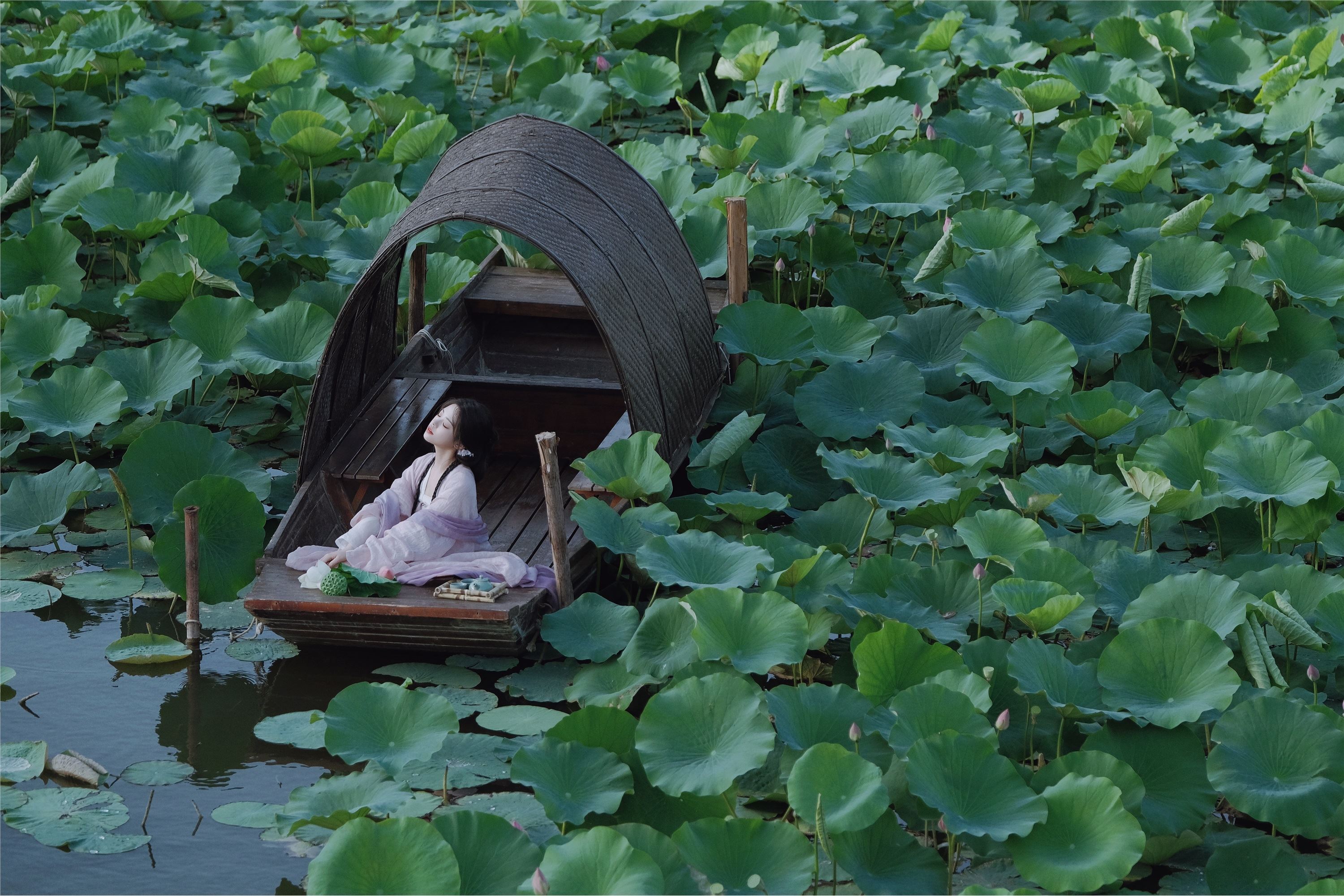 YITUYU艺图语 2025.01.20 荷 瑶瑶